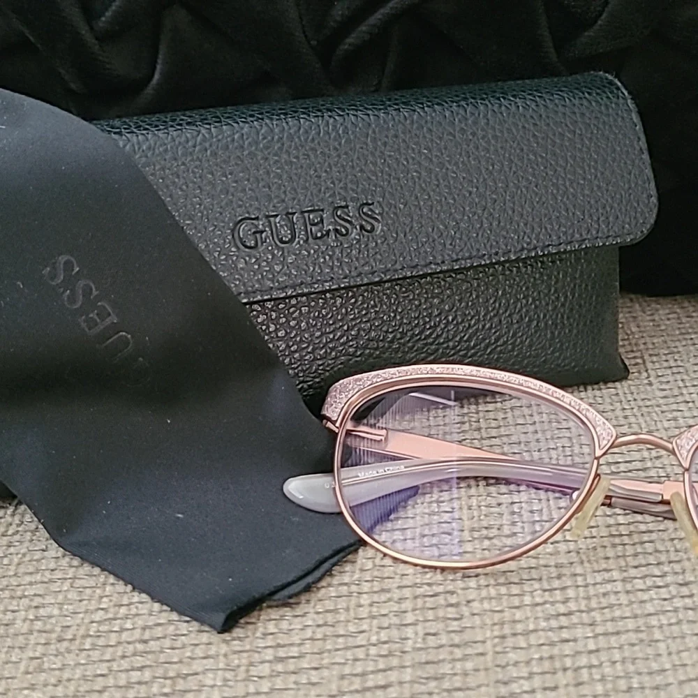 GUESS METALLIC ROSE GOLD EYEGLASS FRAME 51 16 135